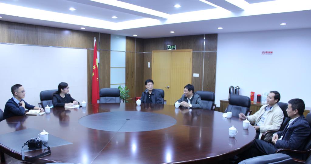 王幼新拜访省委党史研究室副主任汪一朝